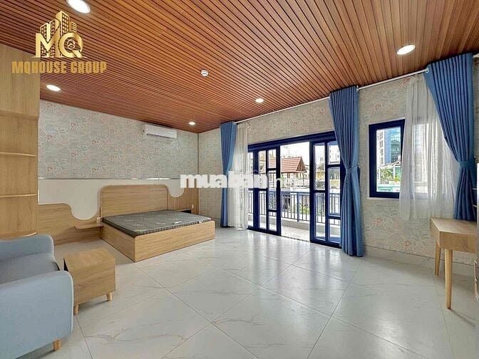 PENTHOUSE NGAY ETOWN CỘNG HOÀ - FULL NỘI THẤT - DT 50m2