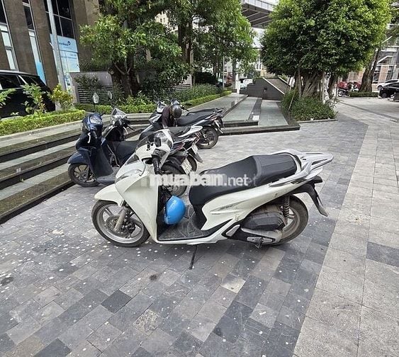 Honda SH150i 2022 Trắng