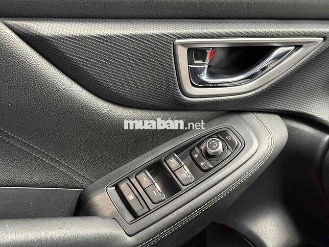 Subaru Forester 2.0 IS EyeSight 2019 Trắng 60.000