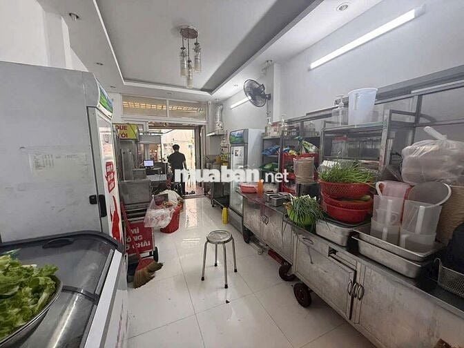 Bán nhà Phú nhuận 44m2 giá 8,5 tỷ, SHR, hẻm xe hơi