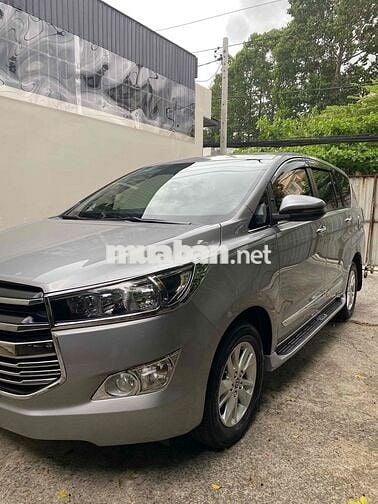 Toyota Innova E 2019 Số sàn Bạc