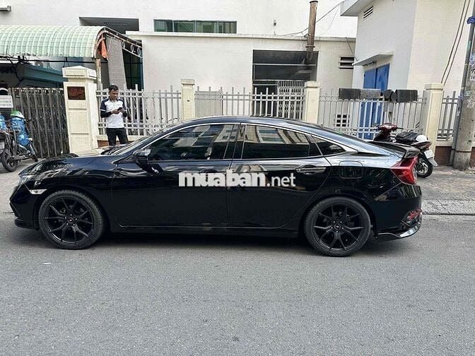 Honda Civic RS 2019 Đen 60.000km