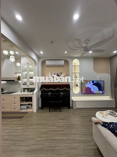 Chính chủ  bán gấp căn 1N+ tòa G2, 43m vinhomes Smart city giá 3 tỷ