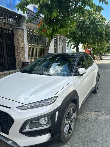 Kona 2019, bản đặc biệt 2.0 , trắng tinh.