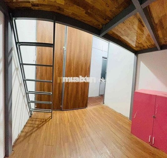 phòng có gác 25m2- nhà mặt tiền 297 bình Quới -