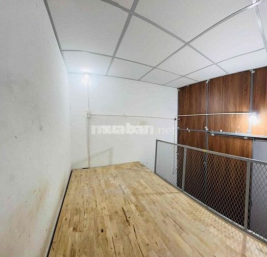 phòng có gác 25m2- nhà mặt tiền 297 bình Quới -