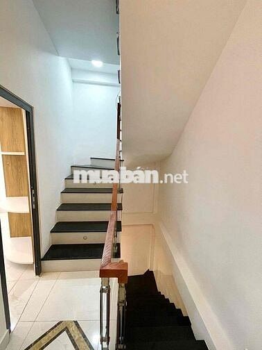 * Cho Thuê Nhà Phạm Văn Hai 4 Tầng 5PN Chỉ 19 Triệu