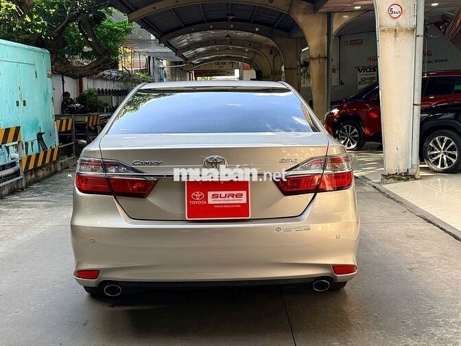 Toyota Camry 2.5Q 2019 Nâu vàng 20.512 km
