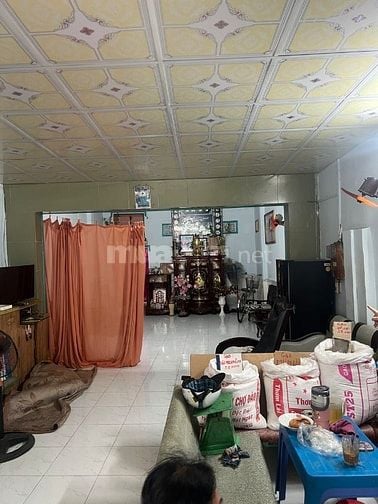Nhà A4/4 ấp 2, quốc lộ 50, giá 5tỷ6 còn thương lượng