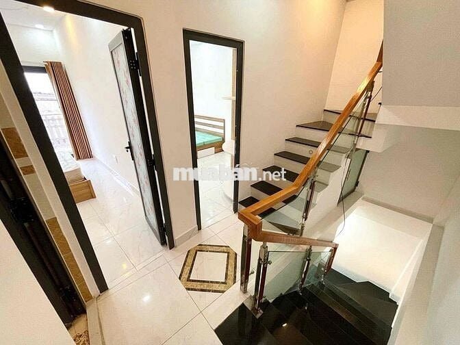 * Cho Thuê Nhà Phạm Văn Hai 4 Tầng 5PN Chỉ 19 Triệu
