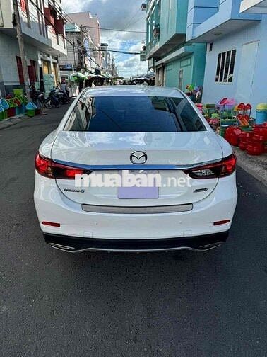 Mazda 6 Premium 2.0 2018 110000 km Trắng