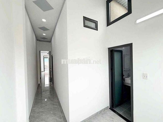 Bán nhà 1 trệt 1 lầu p. Bửu Hoà gần đường chính lớn