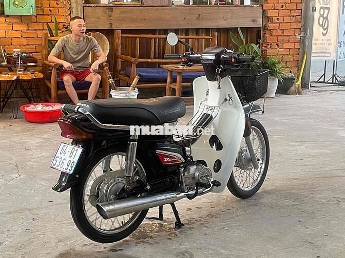 Honda Dream II Trắng, Đỏ