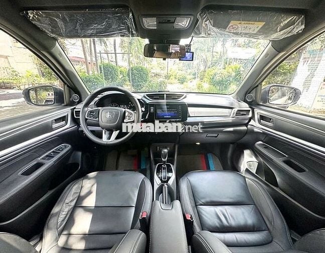 Honda BR-V 1.5 L ĐK 4/2025, còn BH 4/2028, xe zin