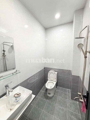 Bán nhà 1 trệt 1 lầu p. Bửu Hoà gần đường chính lớn