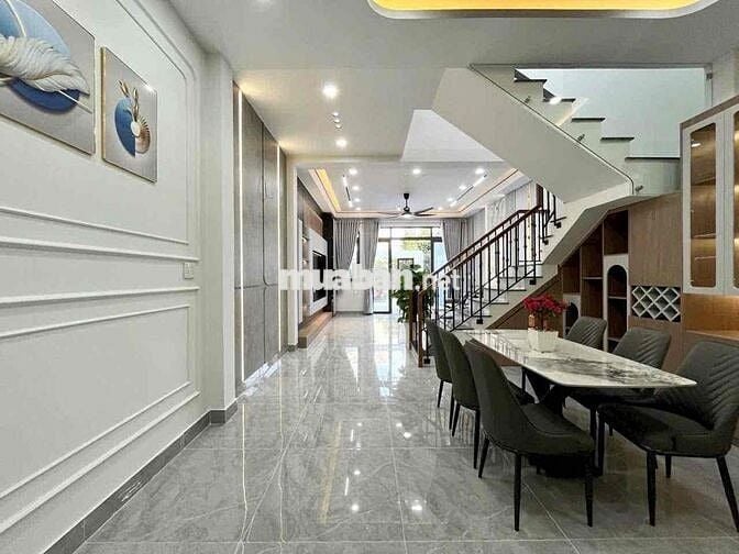Nhà Phố Mỹ Hạnh Nam Hoàn Công Gần chợ UBX