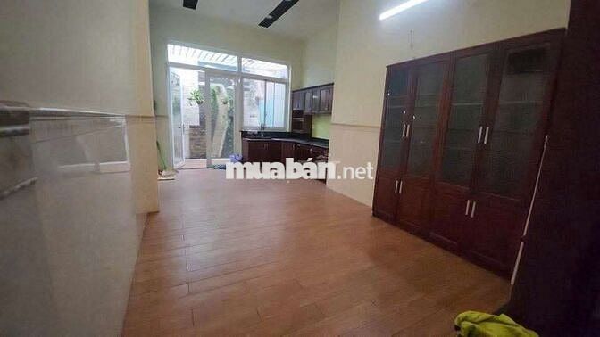 Cần cho thuê nhà PTTN  gần chợ Lạc Quan.DT 4 x28.1 trệt 3Lầu 5PN 5WS .