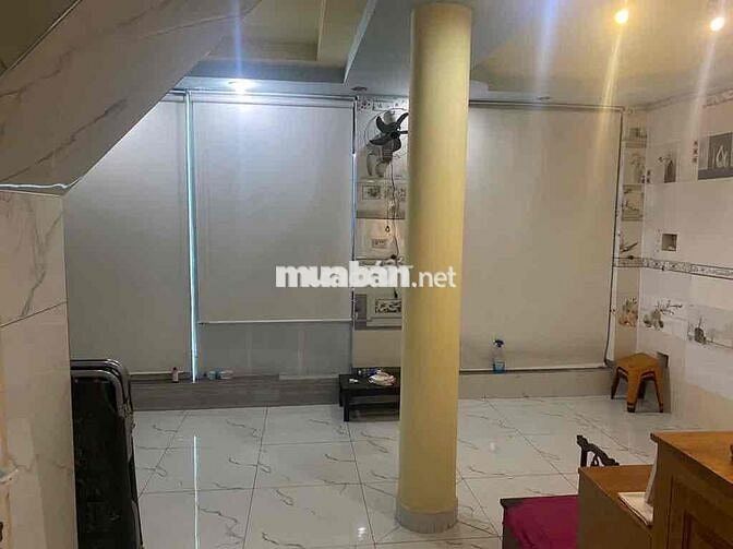 CHO THUÊ NHÀ MẶT TIỀN QL1A TIỆN Ở KINH DOANH 2PN