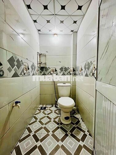 NHÀ TRỌ SINH VIÊN TÂM NHƯ 1 - KHÔNG LÊN GIÁ. CÒN 1 PHÒNG 20m2, GÁC KIÊ