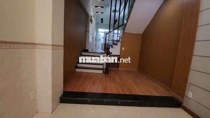 Cần cho thuê nhà PTTN  gần chợ Lạc Quan.DT 4 x28.1 trệt 3Lầu 5PN 5WS .