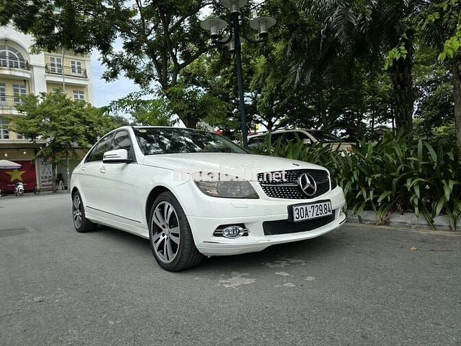 Mercedes-Benz C200 2011 Trắng 132202 km