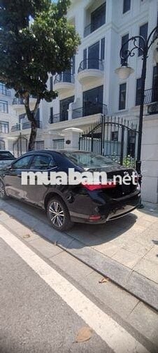 Toyota Corolla Altis 2.0V 2019 Màu đen.