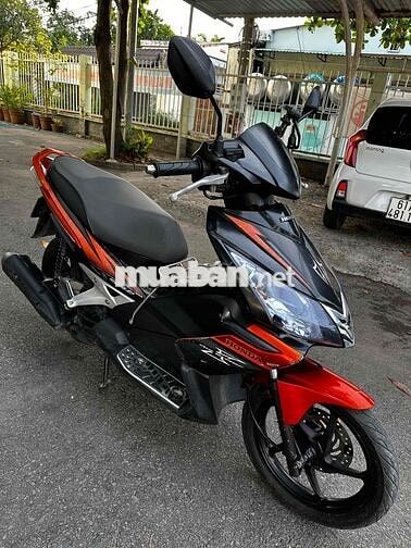 Honda Air Blade  len thai Đen Cam
