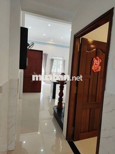 CHÍNH CHỦ CHO THUÊ NHÀ NGUYÊN CĂN 100m2 CHO GIA ĐÌNH NHỎ 