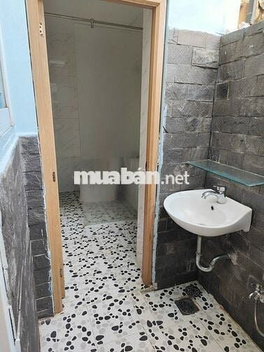 CHÍNH CHỦ CHO THUÊ NHÀ NGUYÊN CĂN 100m2 CHO GIA ĐÌNH NHỎ 