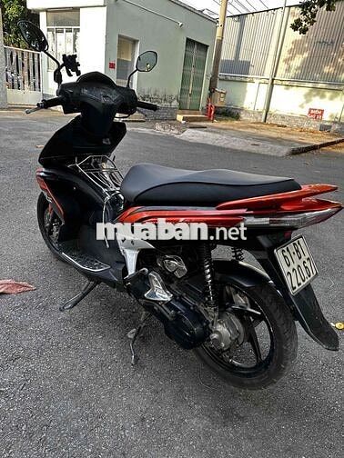 Honda Air Blade  len thai Đen Cam