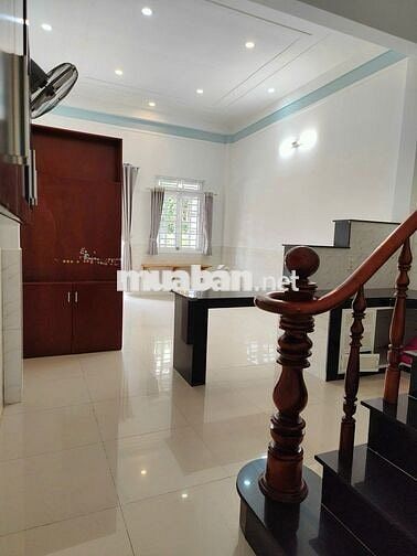 CHÍNH CHỦ CHO THUÊ NHÀ NGUYÊN CĂN 100m2 CHO GIA ĐÌNH NHỎ 