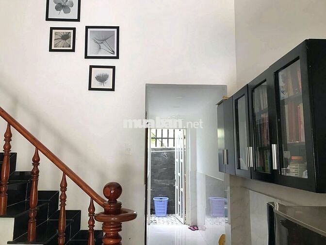 CHÍNH CHỦ CHO THUÊ NHÀ NGUYÊN CĂN 100m2 CHO GIA ĐÌNH NHỎ 