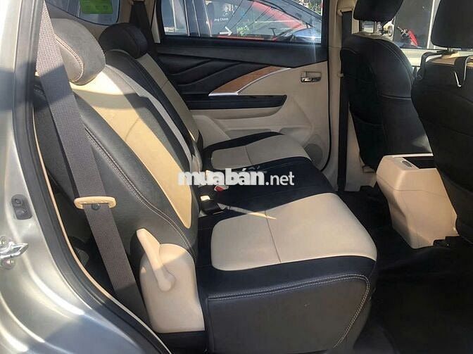 Mitsubishi Xpander 2019 Tự động Bạc 78000 km