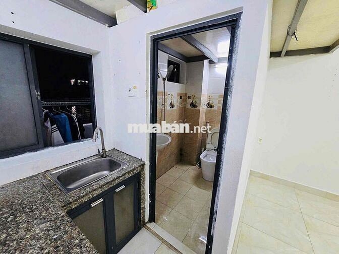MÃ LÒ, BÌNH TRỊ ĐÔNG A, BÌNH TÂN Giá #3tr500 Gác , kệ bếp , máy lạnh,