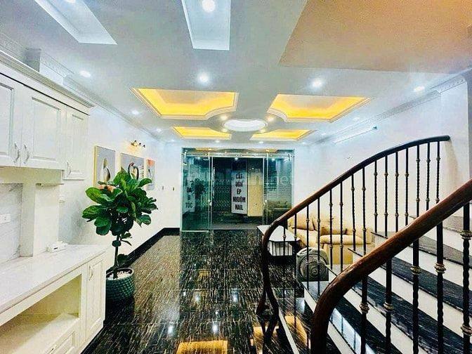 Bán Nhanh Nhà Kim Ngưu, về ở ngay, gần oto, 34m, 5 tầng, giá 9,8 tỷ 