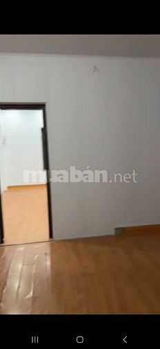 Chính chủ cần cho thuê căn tập thể phố 8/3, Phường Bạch Mai