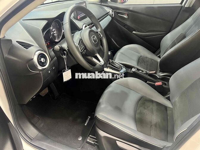 Mazda Mazda 2 Luxury 2020 Trắng 57.000 km
