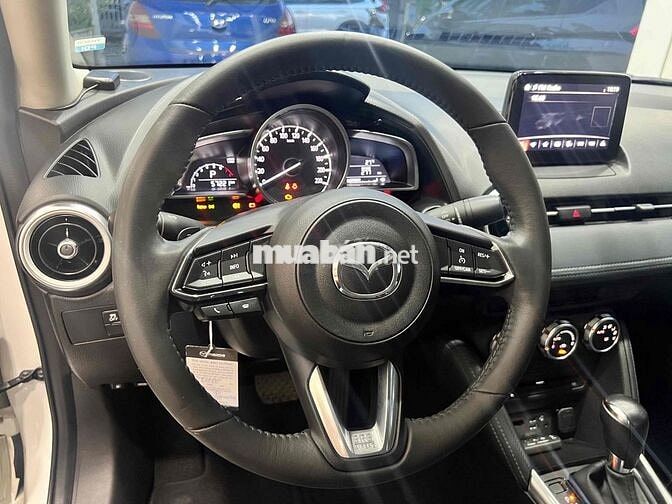 Mazda Mazda 2 Luxury 2020 Trắng 57.000 km