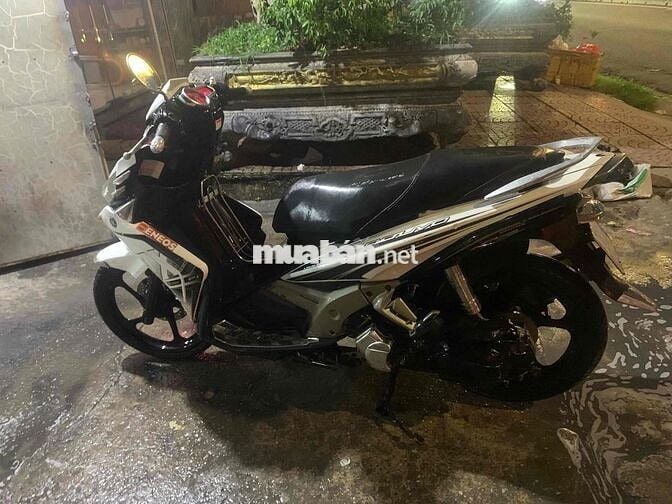Yamaha Nouvo 5 2014 Trắng Đen