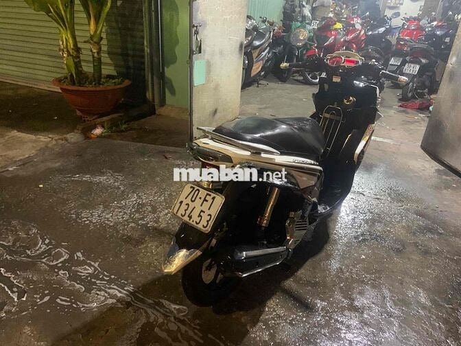 Yamaha Nouvo 5 2014 Trắng Đen