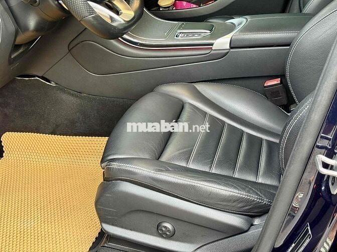 Mercedes-Benz GLC 300 2021 V1 Xanh cavansite