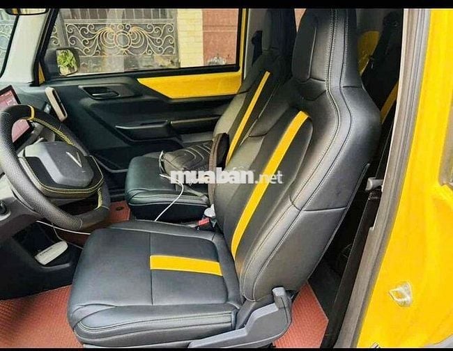 Bán VinFast VF3 2024 màu vàng, độ nhiều đồ chơi
