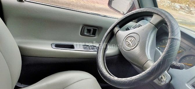 Gia đình không có sử dụng nên cần bán một chiếc xe Toyota Zace 