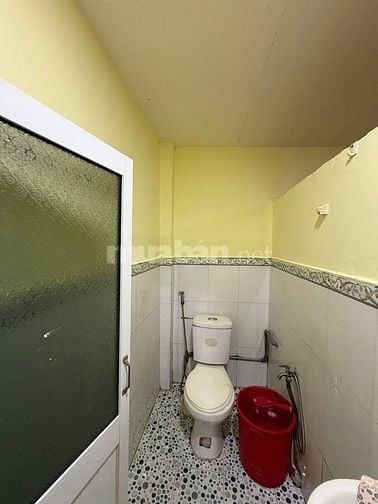 Cho Thuê nhà Q6, 70m2 yên tĩnh rộng rãi