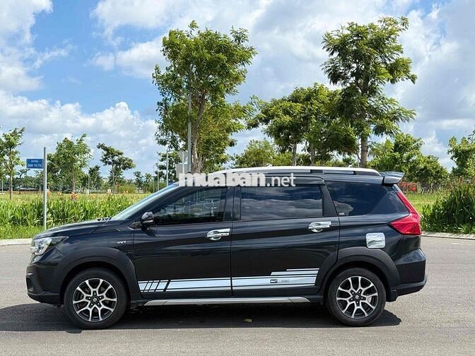 Suzuki XL7 2022 Đen 32.000km xe gia đình đi ít