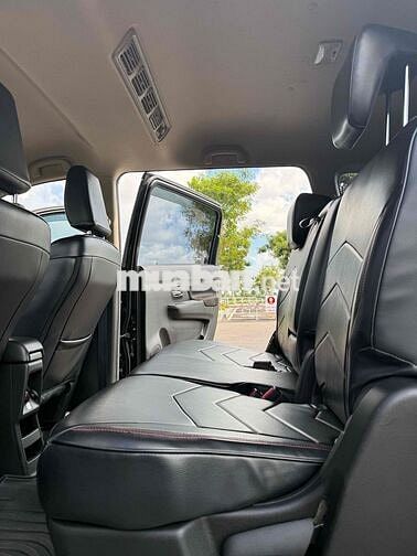 Suzuki XL7 2022 Đen 32.000km xe gia đình đi ít