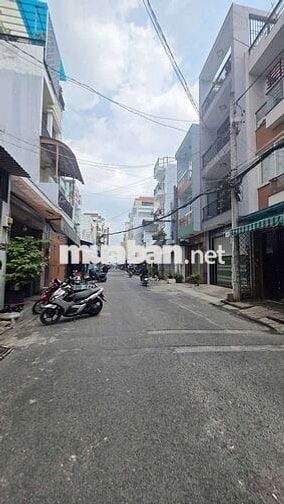 Nhà mặt tiền chợ Lê Văn Quới 4x15m kinh doanh tốt giá 6.8 tỷ