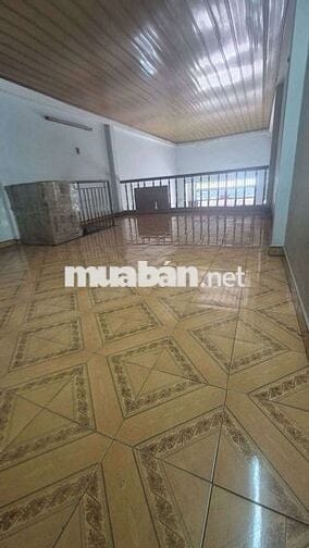 Nhà mặt tiền chợ Lê Văn Quới 4x15m kinh doanh tốt giá 6.8 tỷ