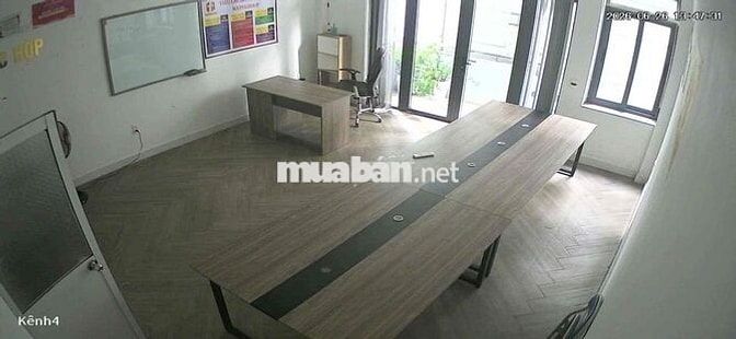 Cho Thuê Nhà Phố Mặt tiền rộng tiện làm văn phòng kinh doanh .