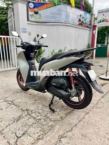 SH160/2025 ABS lướt 5.000km chính chủ bstp